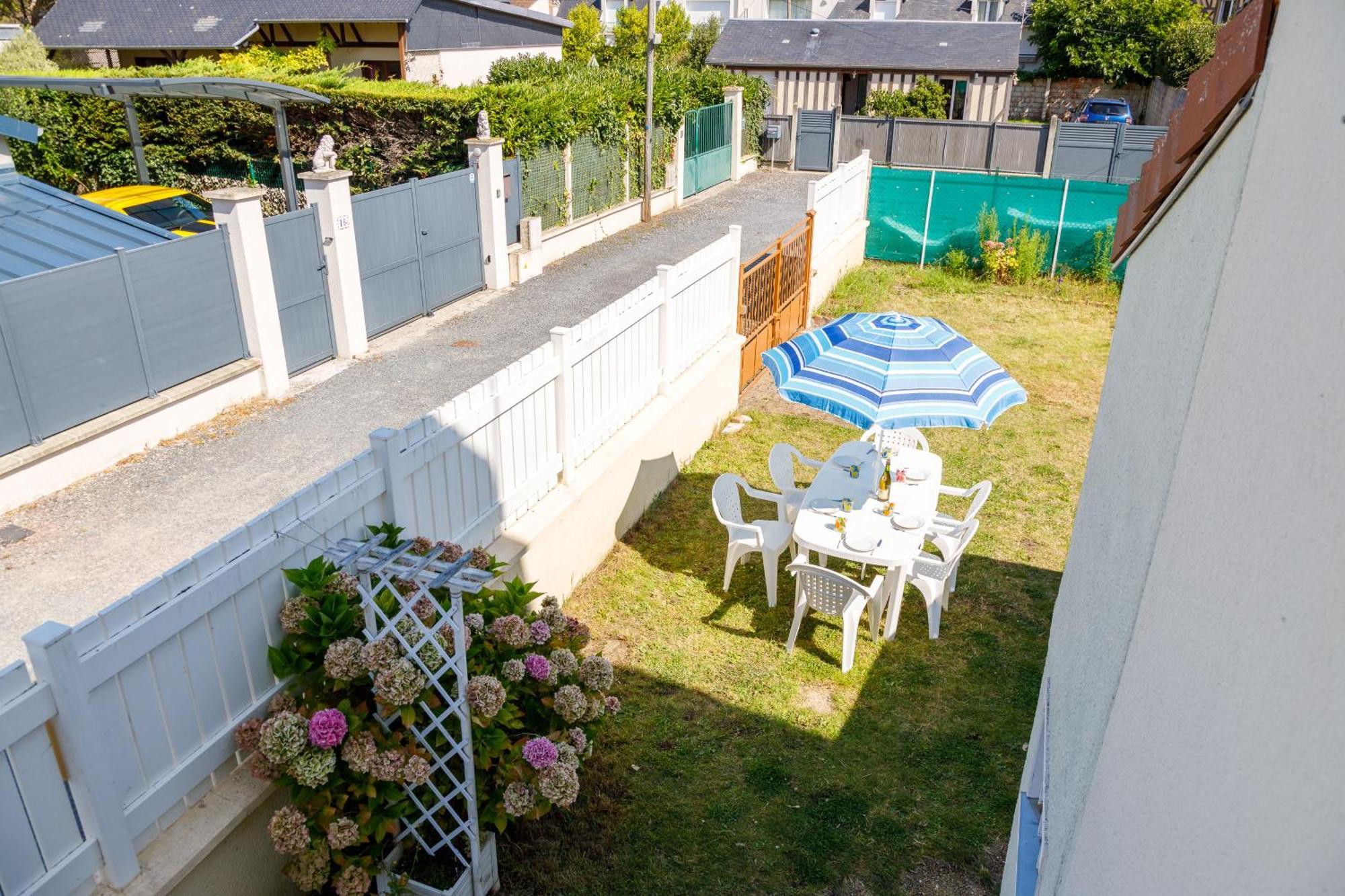 La Maison Cabourgeaise Proche Mer Εξωτερικό φωτογραφία